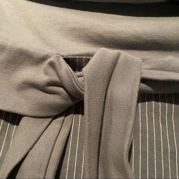 Francesca Bettini Made in Italy Grey Two Types of Material & Pattern Top - Picture 2 of 9